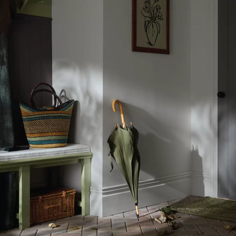 What is Plastic Free Paint? Natural Paint Guide