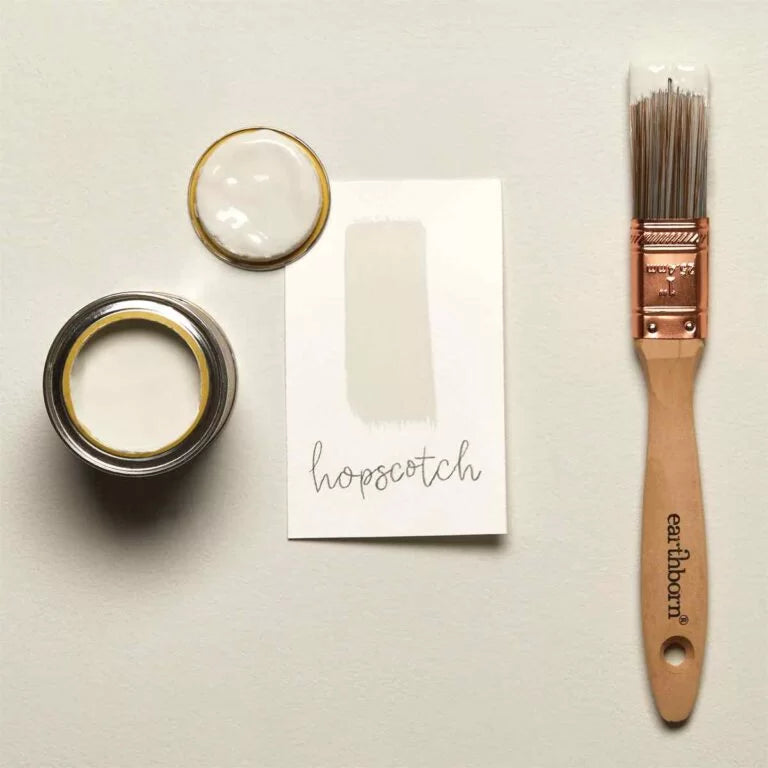 Hopscotch – Chalky Off-White | Earthborn Claypaint – Greenshop Paints