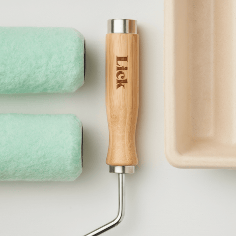 Roller, Sleeves & Tray Set - Get a better finish on your walls with this set.