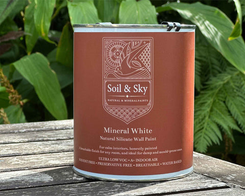 Mineral White – Natural Silicate Paint for Damp & Mould-Prone Rooms